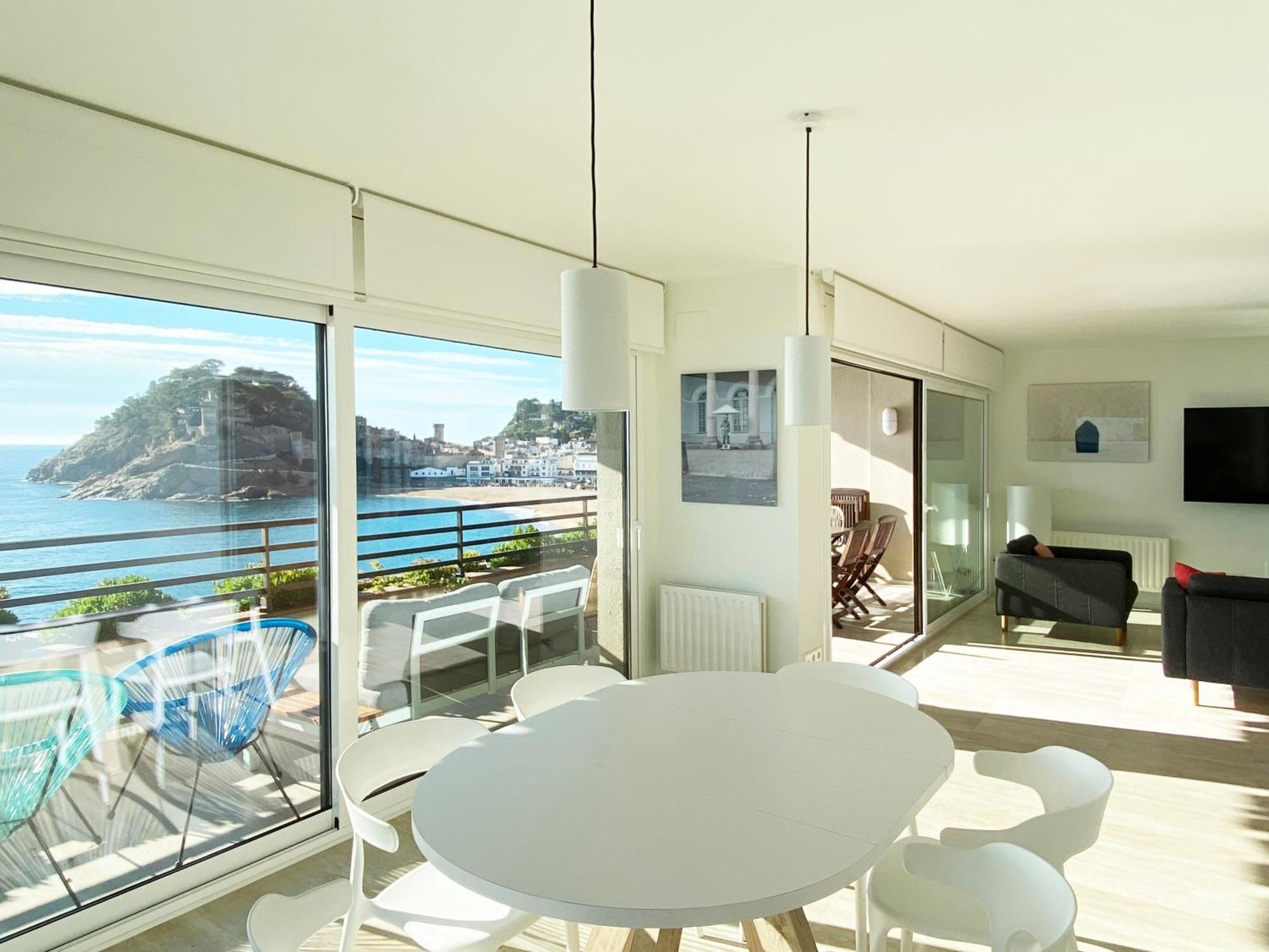 Magnificent Apartment At The Sea Front Of 滨海托萨 外观 照片